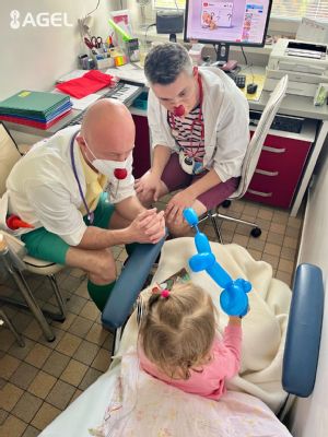 Detské oddelenie levočskej nemocnice navštívili klauni